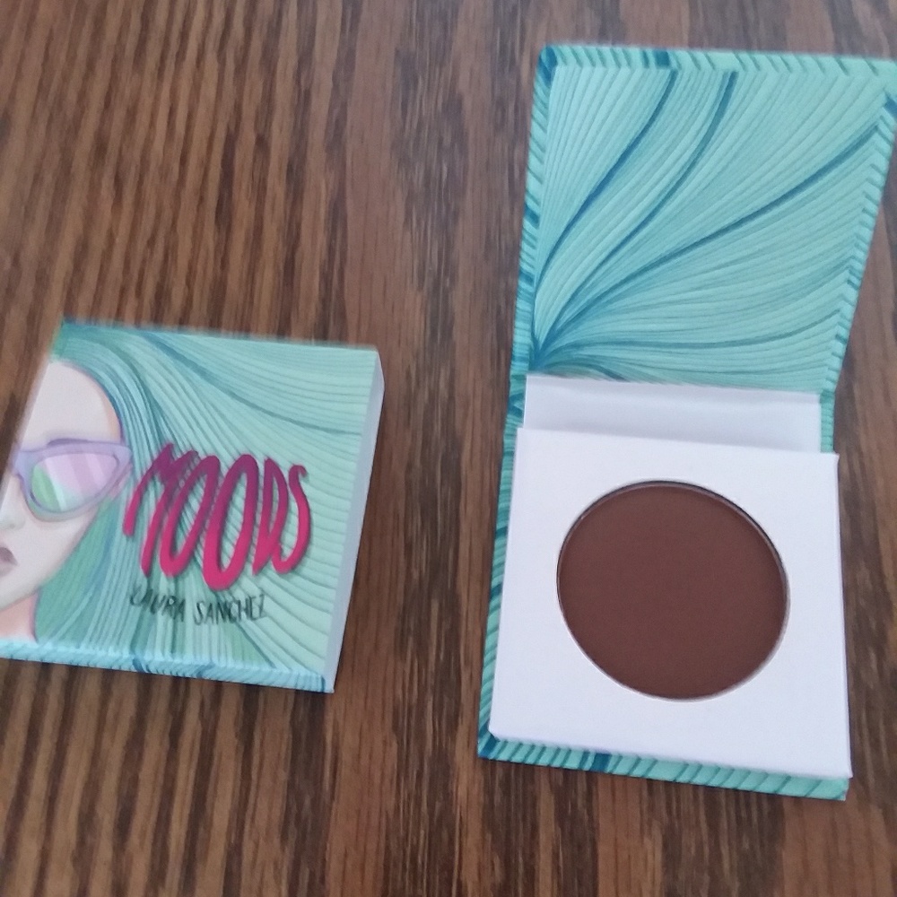 Moods Laura Sanchez eye shadow